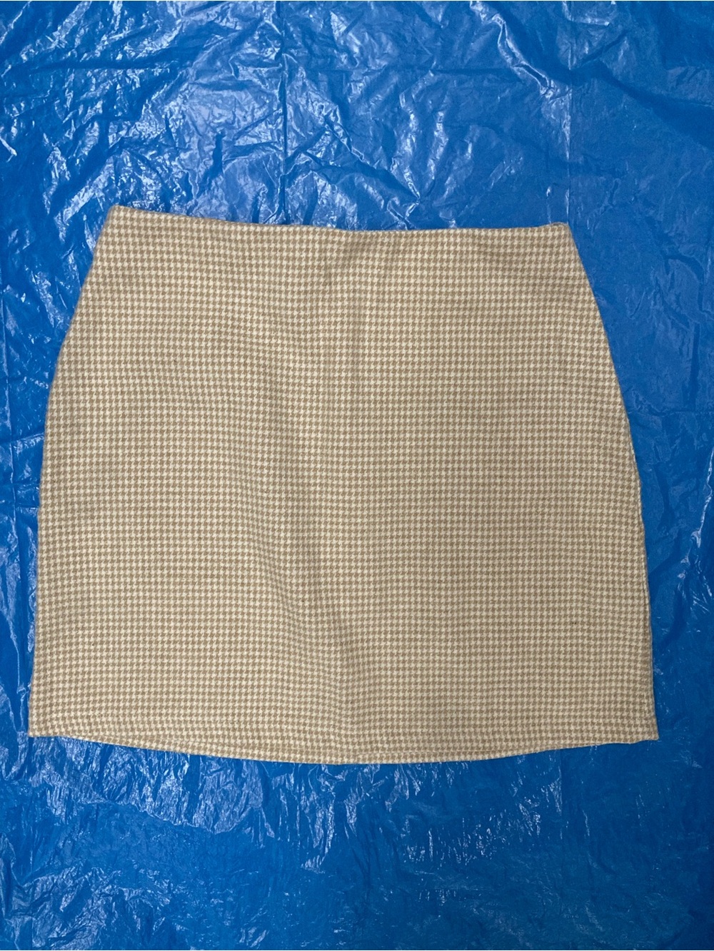 ❣️🐶❣️SHEIN Beige Houndstooth Mini Skirt